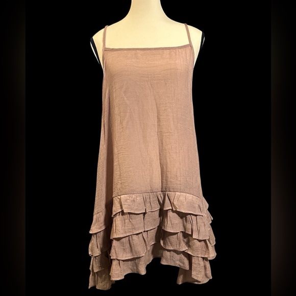 RUFFLE LAYERING CAMI SHIRT EXTENDER SLIP IN MAUVE - Picture 4 of 7